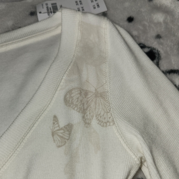Hollister Butterfly Babydoll Top NWT - Picture 5 of 6